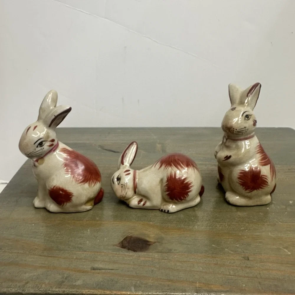 Lot Of 3 Staffordshire Style Bunny Rabbit Small Porcelain Figurine 3-4